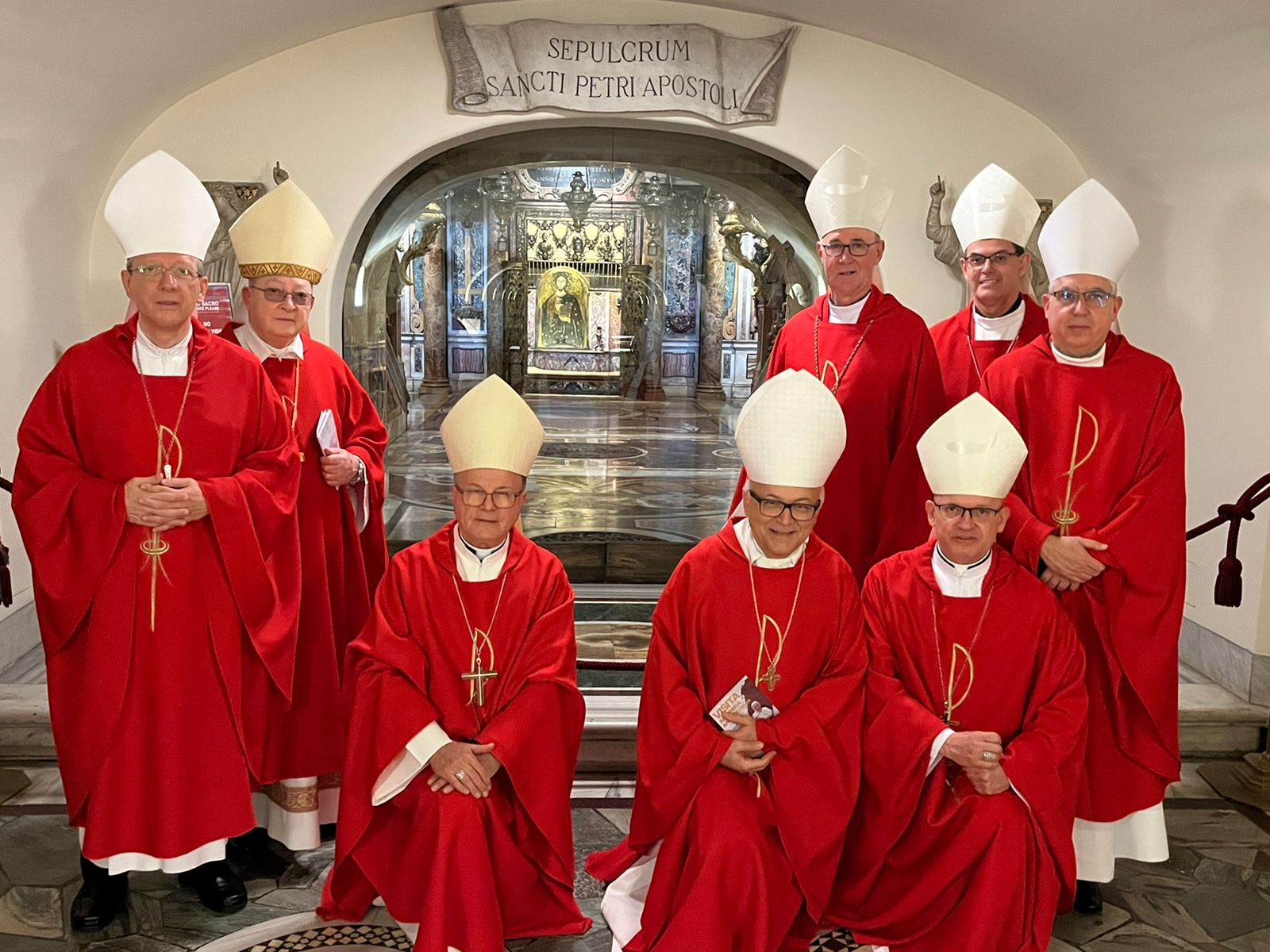 Segundo dia da Visita Ad Limina tem oração na Basílica de São Pedro e