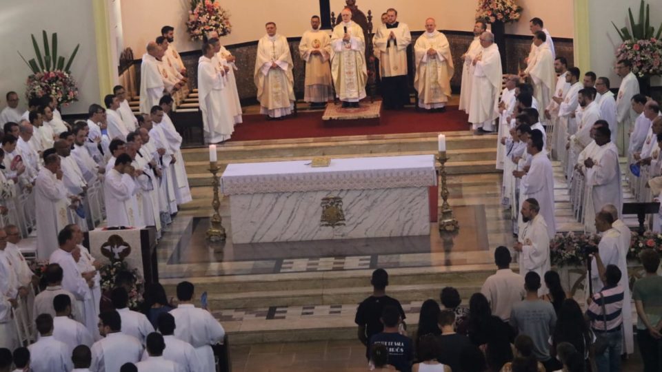 Cardeal Dom Odilo Pedro Scherer preside missa festiva dedicada a São Carlos Borromeu