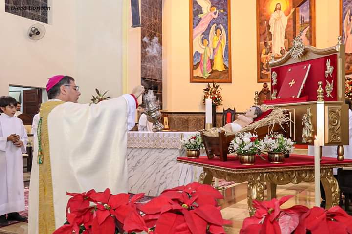 Dom Paulo celebra a Noite Santa do Natal na Catedral