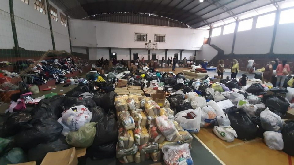 Evento solidário ajuda comerciantes atingidos pelas enchentes em Jaú