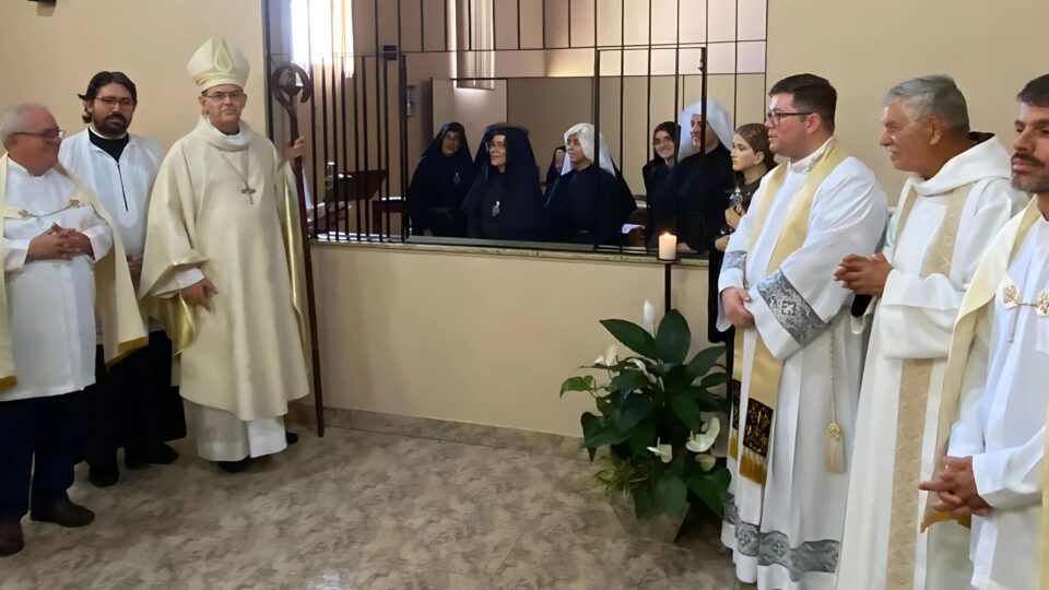 Dom Luiz visita o Mosteiro das Monjas Passionistas