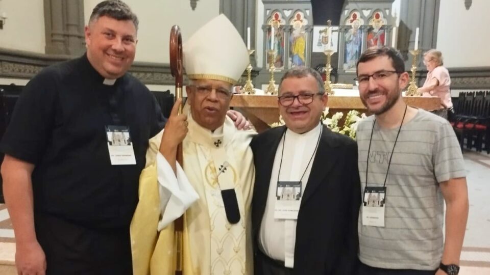 Padres da Diocese participam do Encontro da Sociedade Brasileira de Canonistas