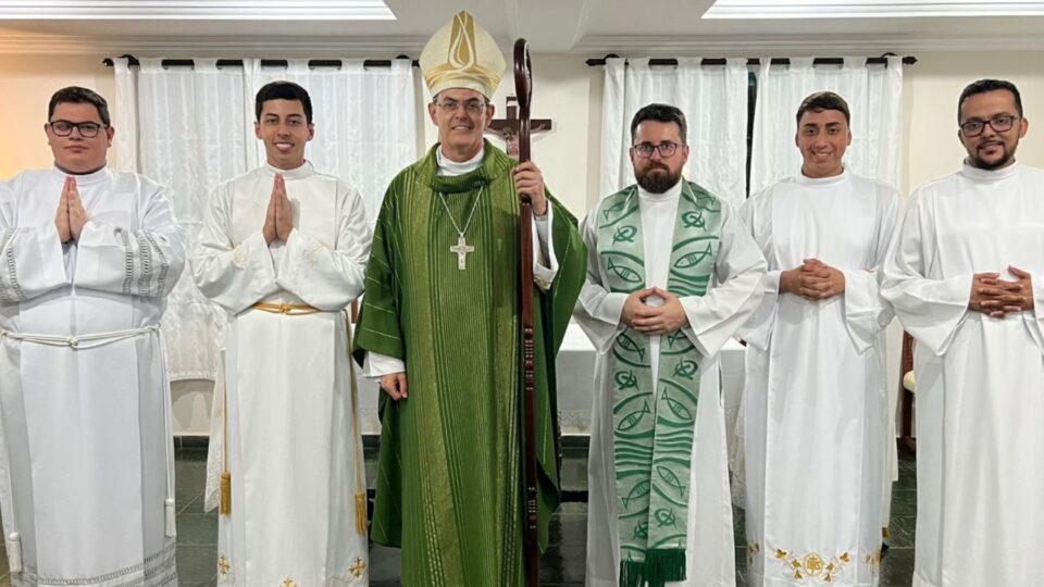 Instituição de Acólito e Leitor e admissão às ordens sacras dos seminaristas da Teologia