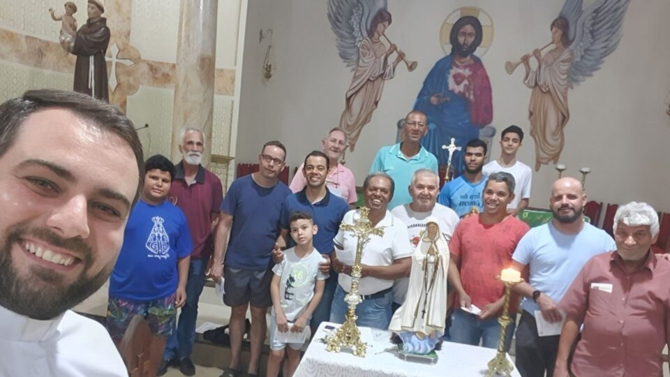 Paróquia Santo Antônio inicia Terço dos Homens em Gavião Peixoto