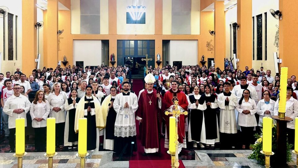 Crisma na Paróquia Santo Antônio em Itirapina