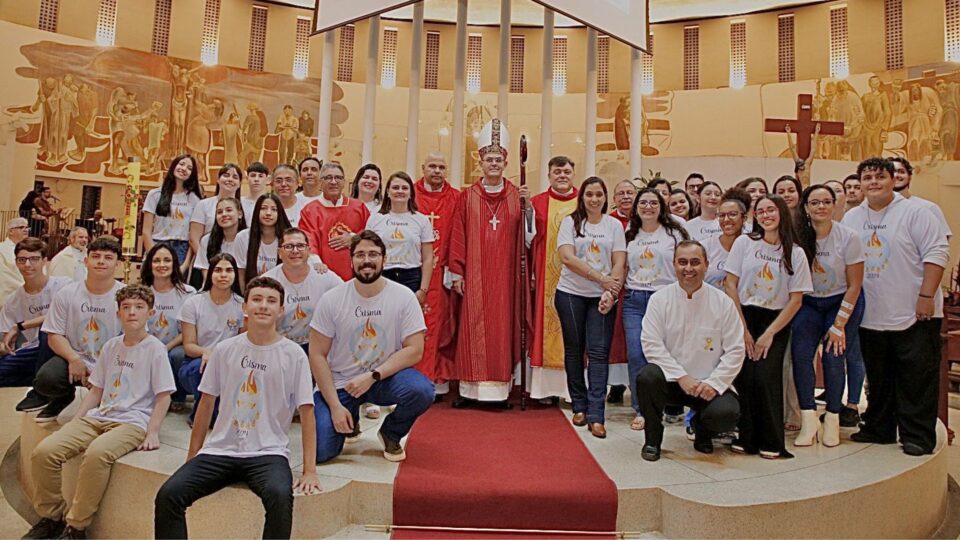 Crisma: Dom Luiz celebra na paróquia Nossa Senhora das Graças