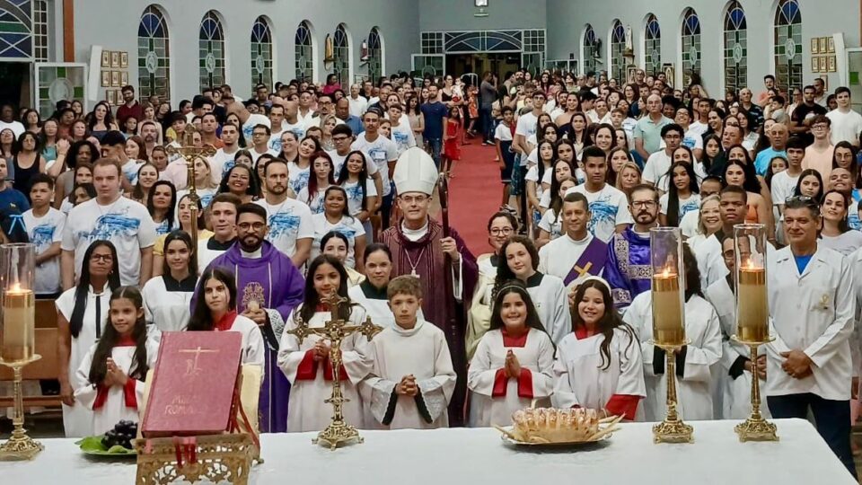 Crisma na Paróquia São Judas Tadeu em Araraquara