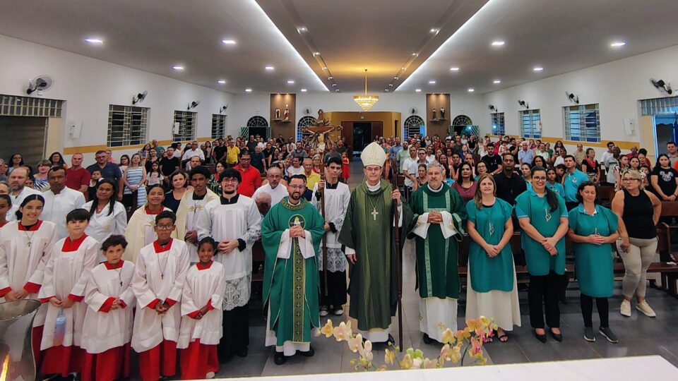 Dom Luiz celebra São Sebastião nas paróquias da diocese