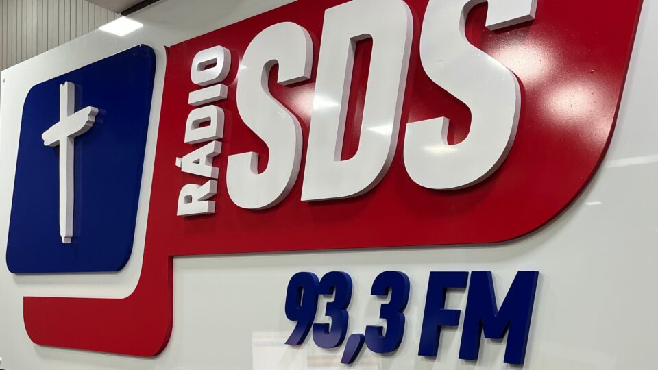 Rádio diocesana estreia nova programação