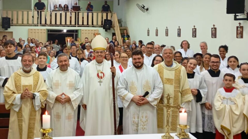 Dom Luiz celebra na Capela São João Bosco em Araraquara